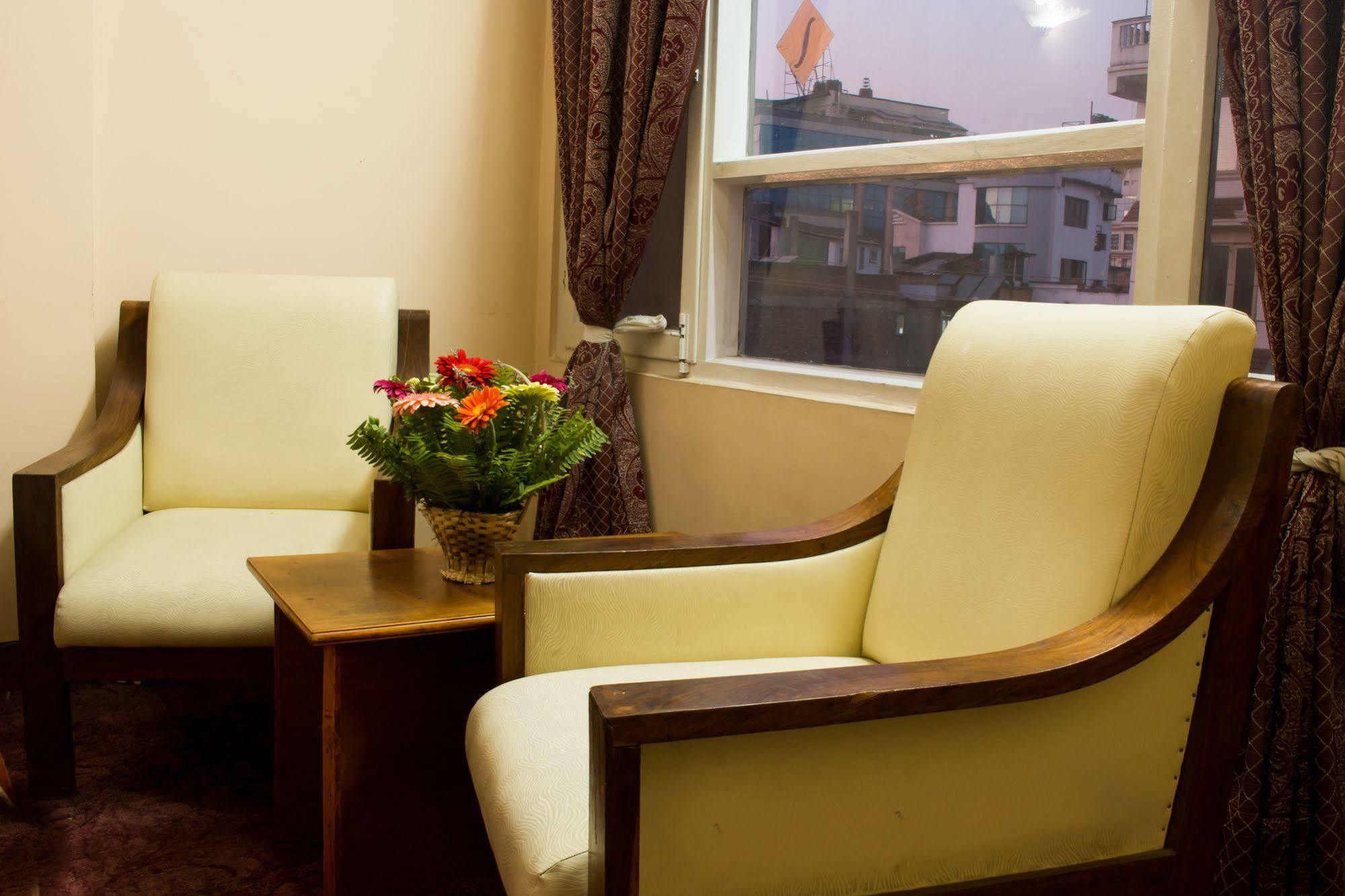 Hotel Kamal Kathmandu Exteriör bild